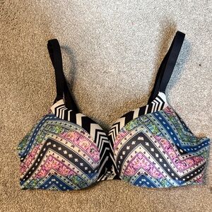 Victoria’s Secret Aztec Chevron Print So Obsessed Push Up Bra Size 32 B